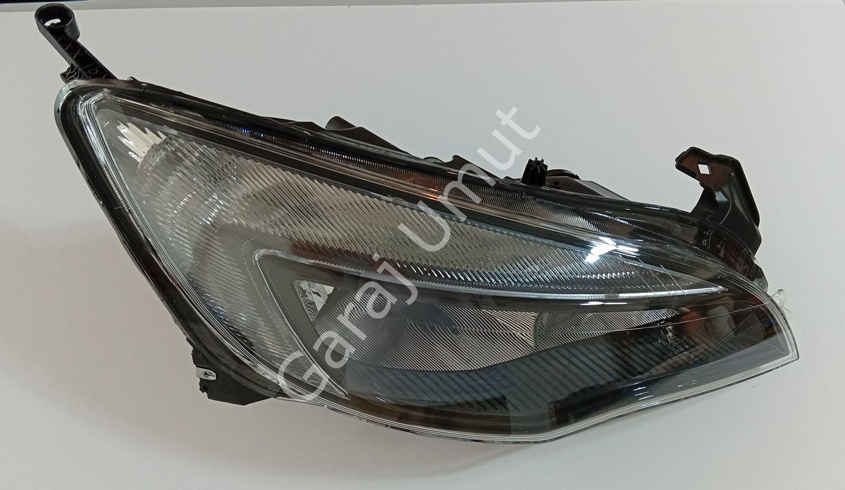 ÖN FAR SAĞ  SİYAH ZEMİN GÜNDÜZ FARLI ASTRA J 2010 VE SONRASI 1216725 13371596