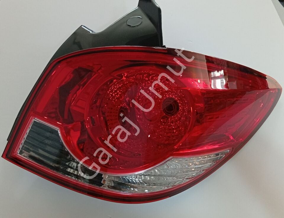 ARKA STOP LAMBASI SAĞ CRUZE HB  2009 VE SONRASI 95365877