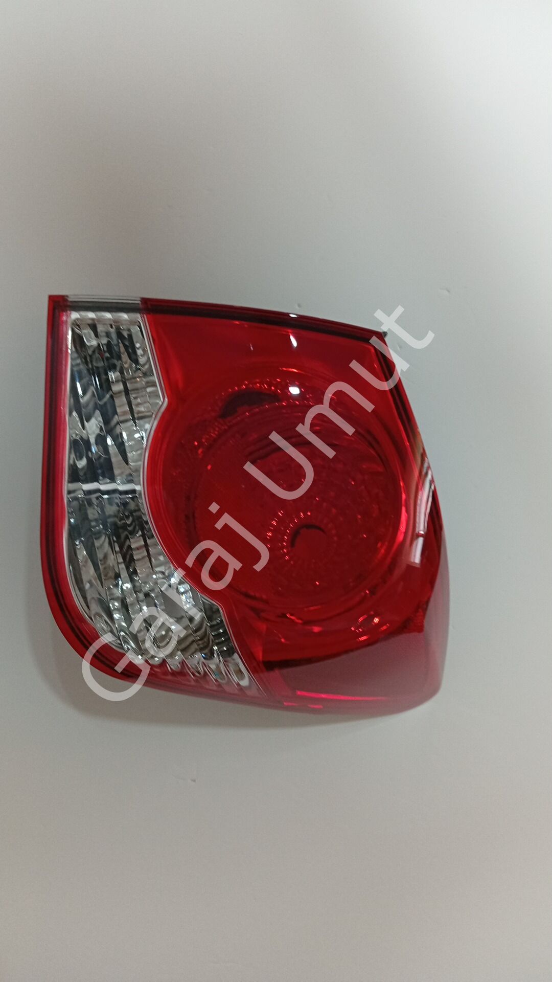 ARKA STOP LAMBASI DIŞ SAĞ CRUZE J300 SEDAN 2008 VE SONRASI 95965224
