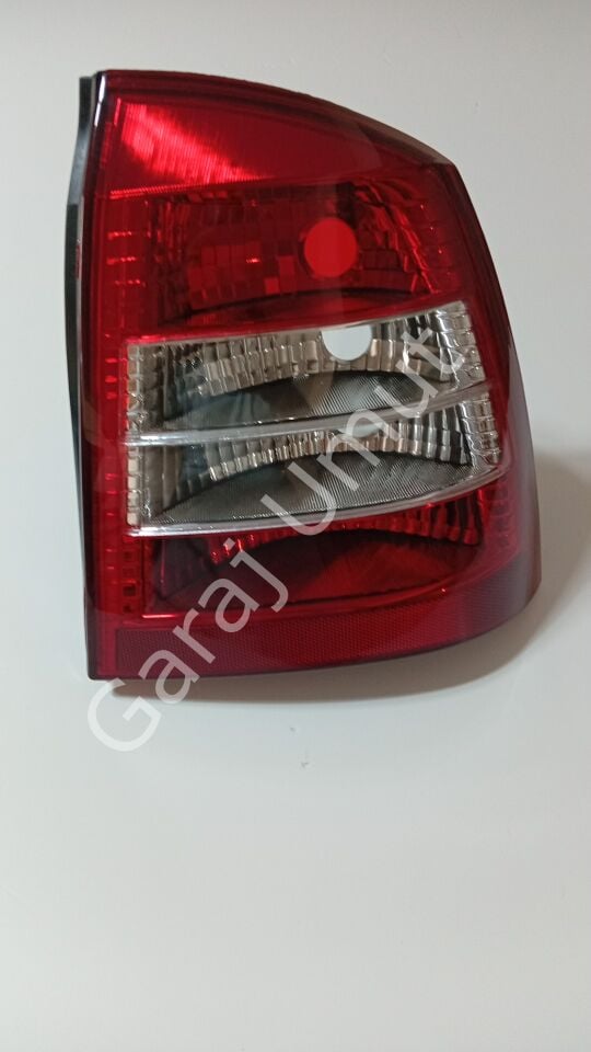 Arka Stop Lambası Sağ Kristal Astra G Sedan 1998 Ve Sonrası 6223026 9117441