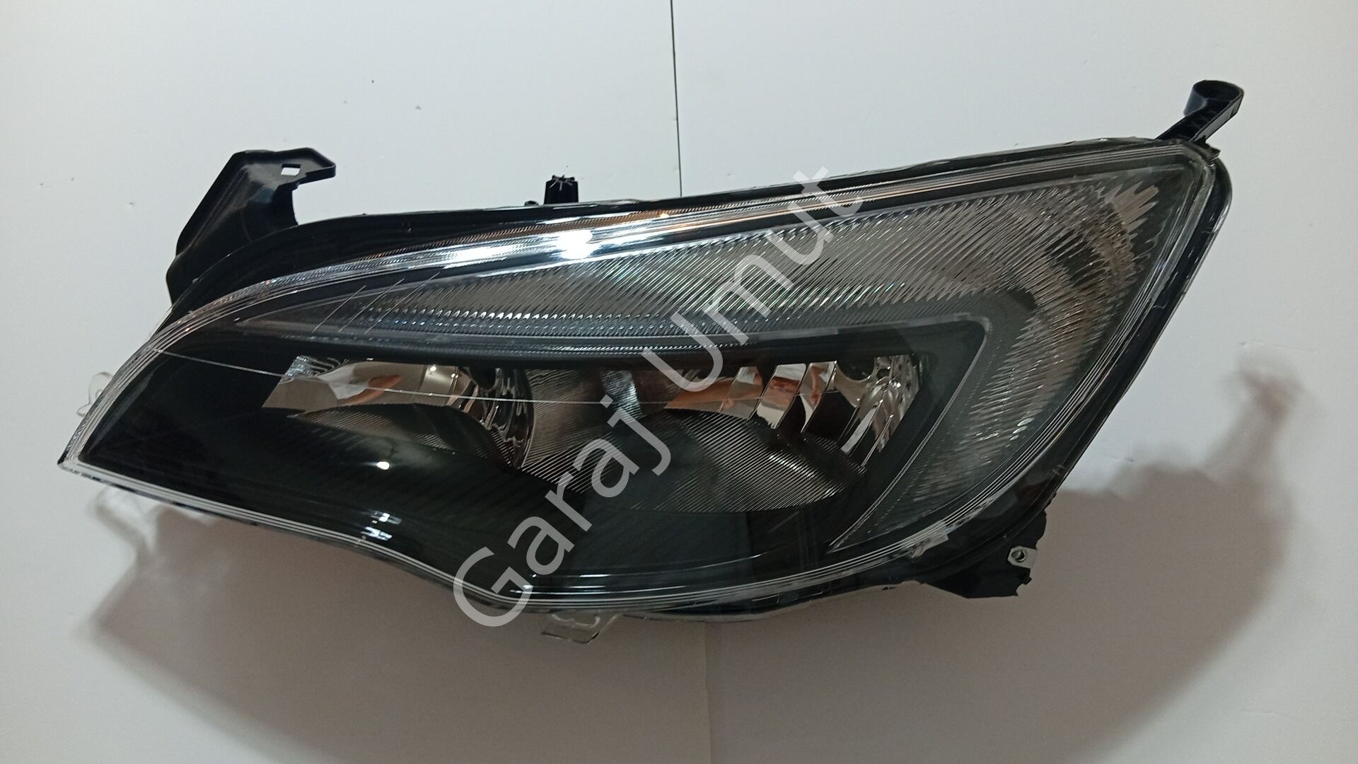 Ön Far Sol Siyah Zemin Gündüz Farlı Astra J 2010+ 1216724 13371595