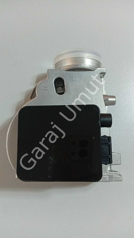 Hava Akışmetre Debimetre Vectra A Omega A 2.0 8v 93174462 5836841