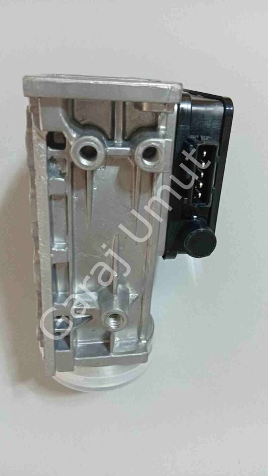 Hava Akışmetre Debimetre Vectra A Omega A 2.0 8v 93174462 5836841