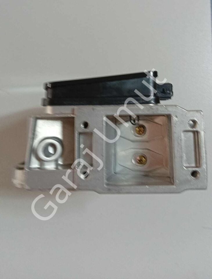 Hava Akışmetre Debimetre Vectra A Omega A 2.0 8v 93174462 5836841