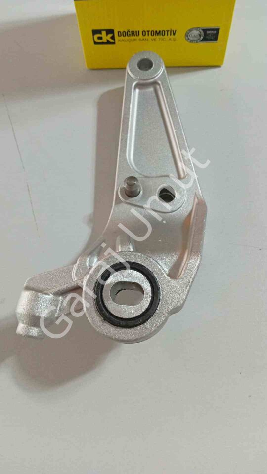 Motor Takozu Kulağı Arka Corsa D E Adam 846836 13130723
