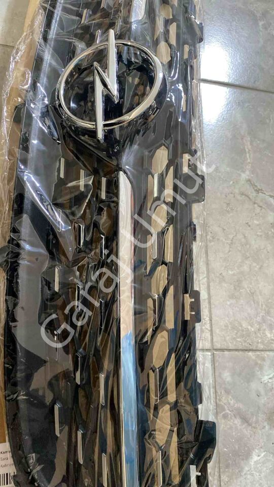 Ön Panjur Krom Logolu Set Corsa F 2020-2023  9829474180