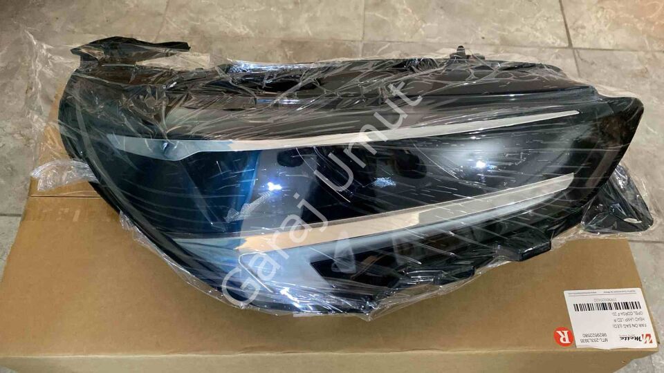 Ön Far Sağ Ledli Corsa F 2020>> 9829522580